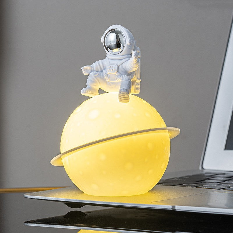 Table Decoration Astronaut Small Lamp